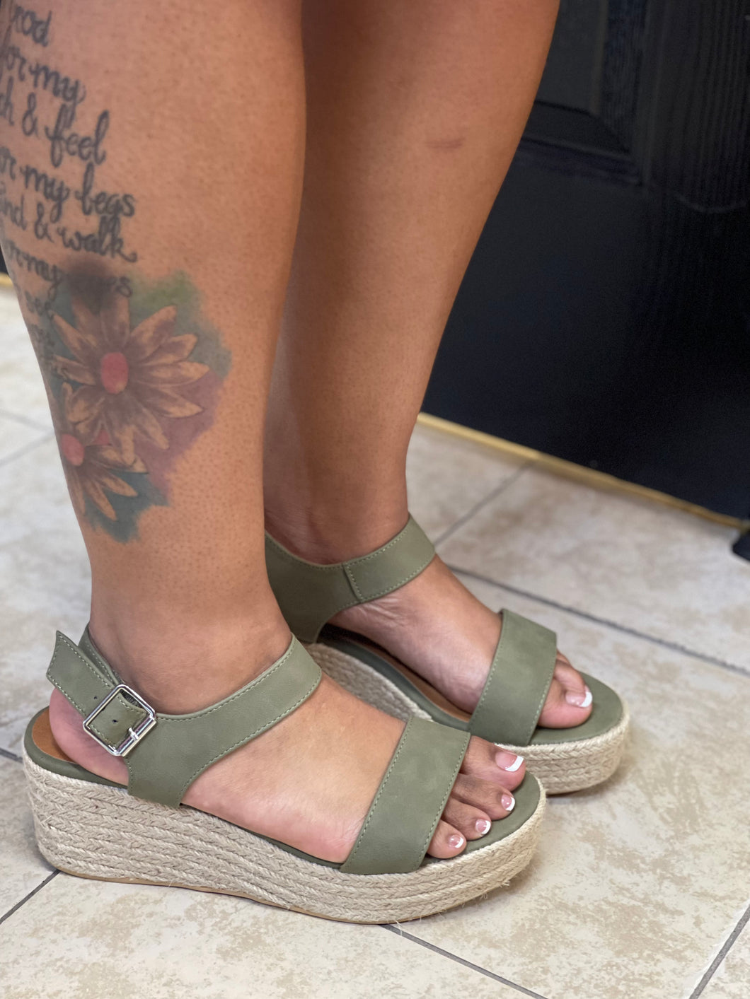 Olive Wedge